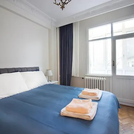 Urban Modern 2br Flat In Nisantasi Nearby Citys شقة اسطنبول