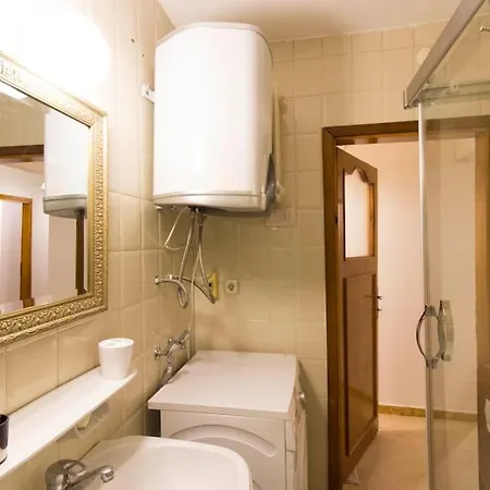 Apartment Urban Modern 2br Flat In Nisantasi Nearby Citys *