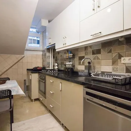 Urban Modern 2br Flat In Nisantasi Nearby Citys Daire